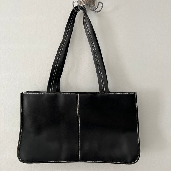 Kenneth Cole Reaction Black Leather handbag - Picture 2 of 4